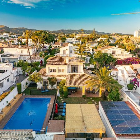 Typical Beach House Las Chapas Playa With Heated Pool Marbella Eksteriør billede
