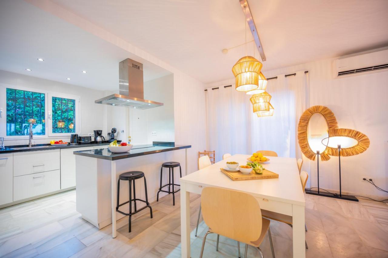 Typical Beach House Las Chapas Playa With Heated Pool Marbella Eksteriør billede