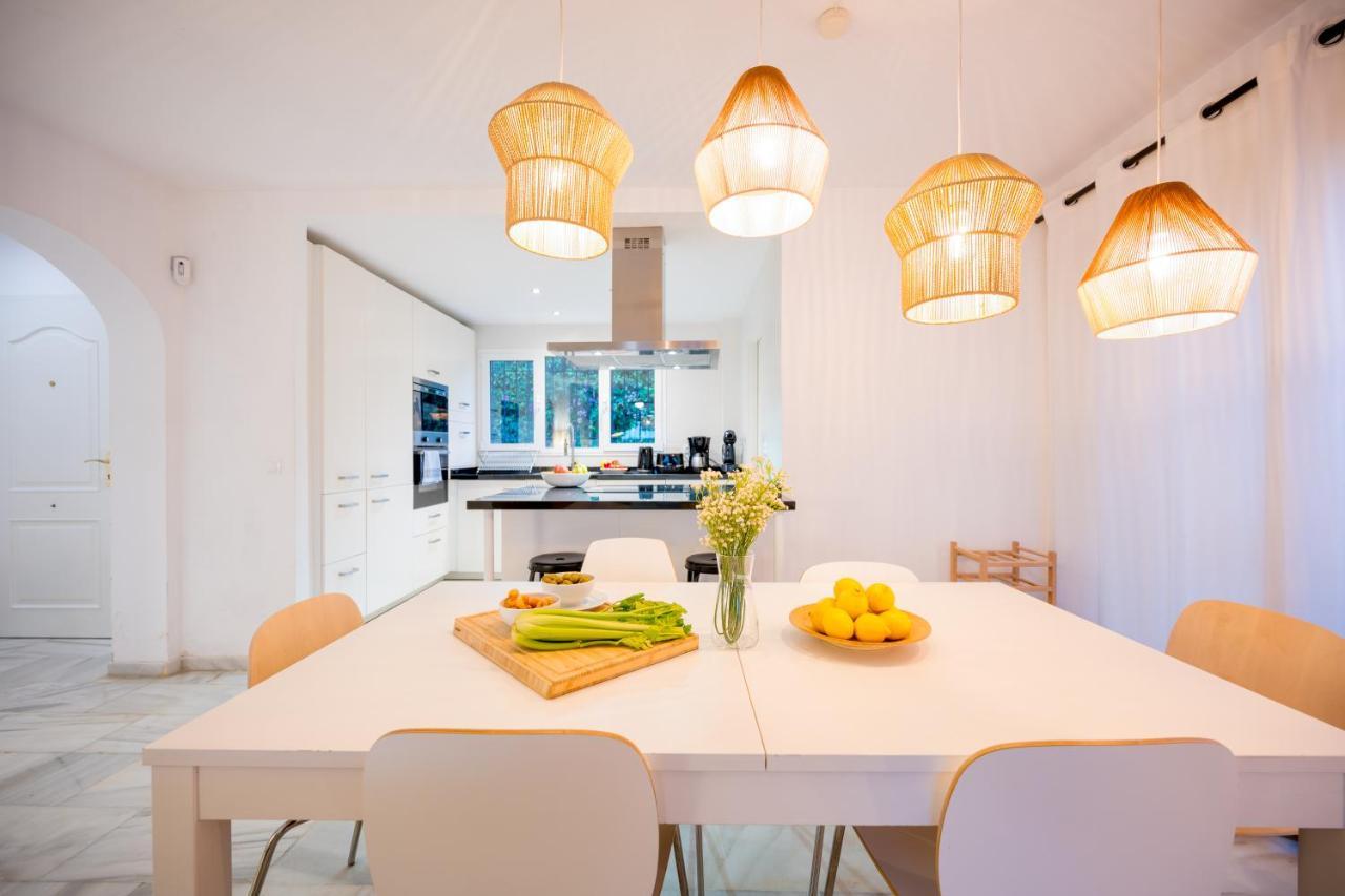 Typical Beach House Las Chapas Playa With Heated Pool Marbella Eksteriør billede