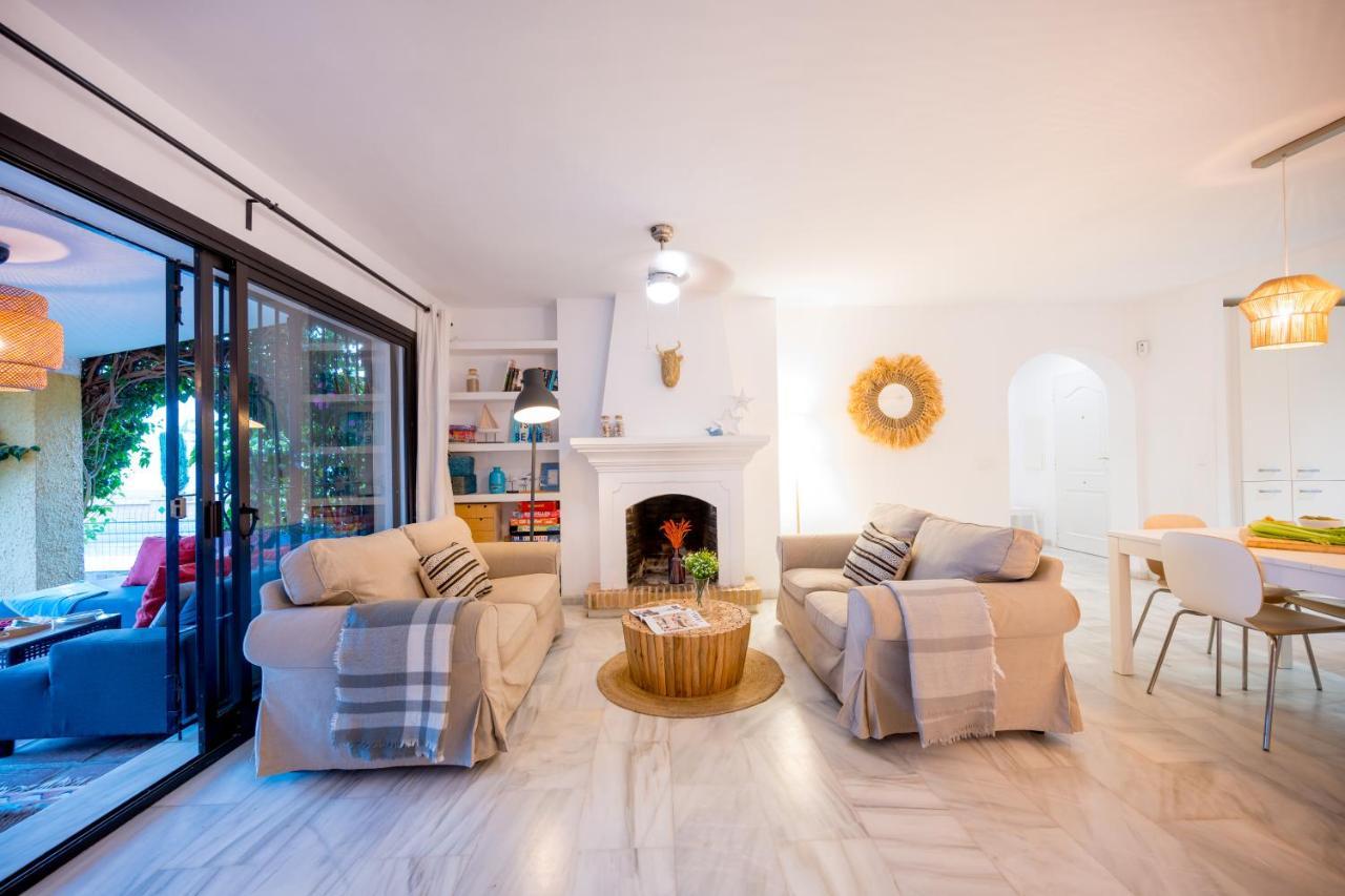 Typical Beach House Las Chapas Playa With Heated Pool Marbella Eksteriør billede