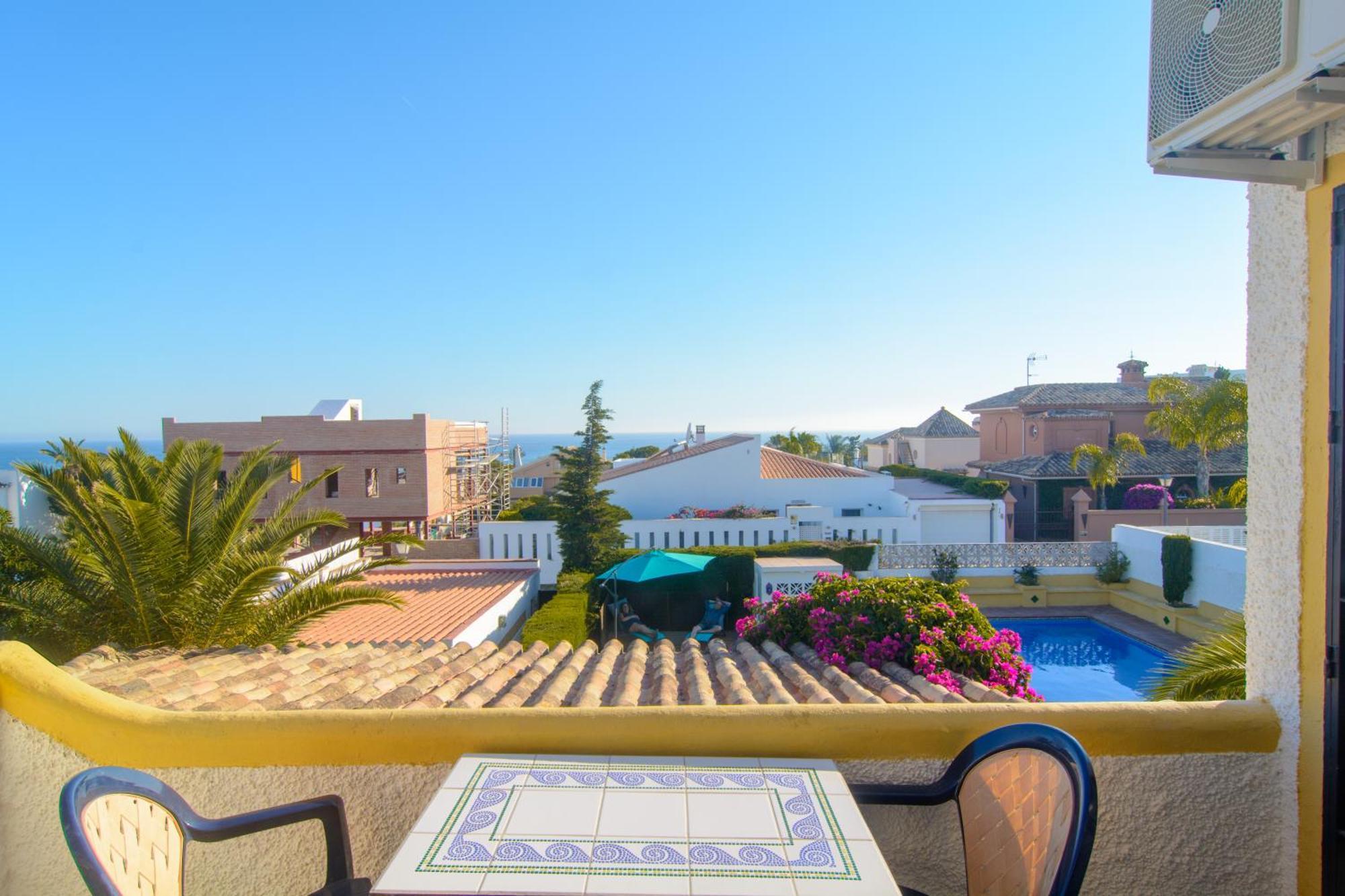 Typical Beach House Las Chapas Playa With Heated Pool Marbella Eksteriør billede